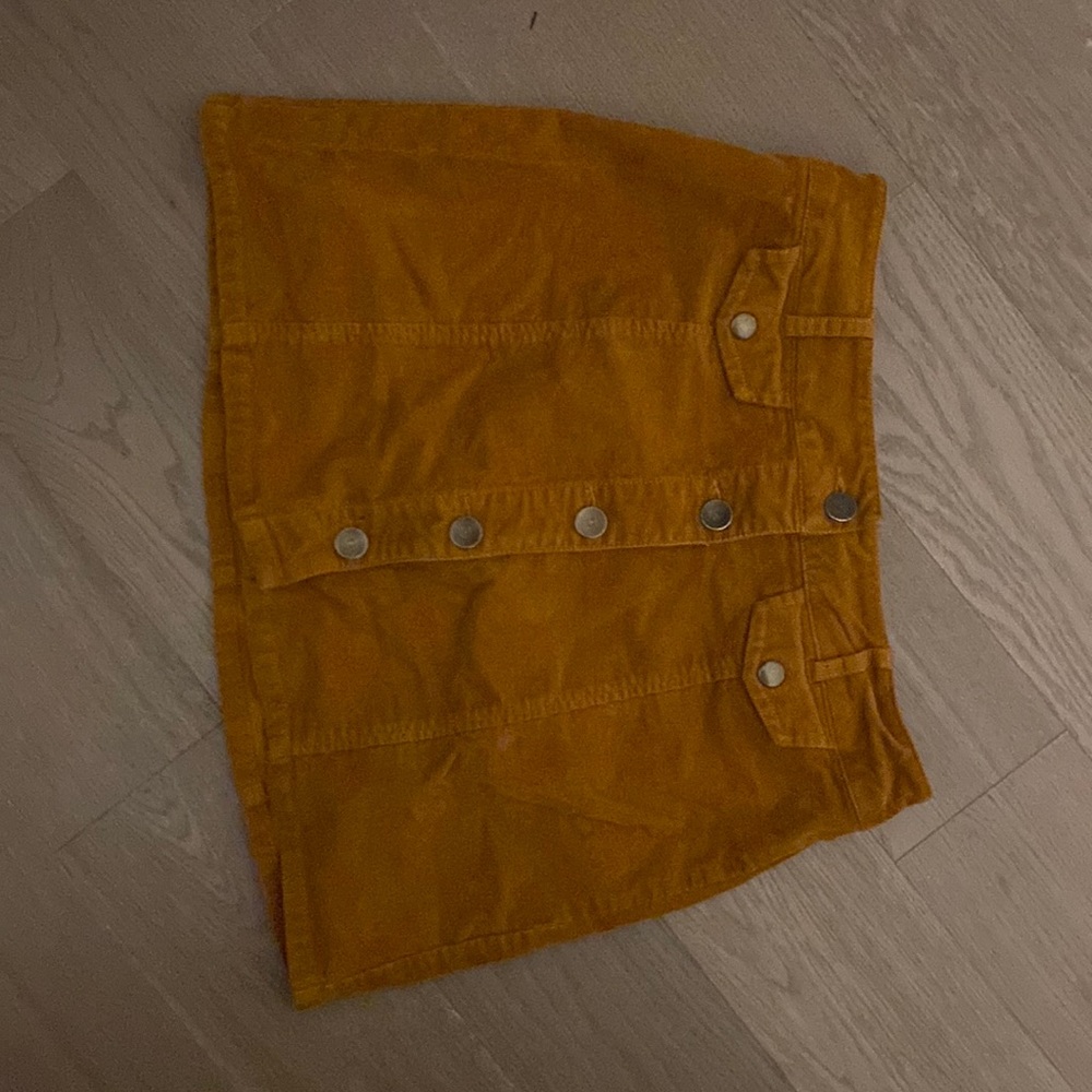Forever21 button down skirt